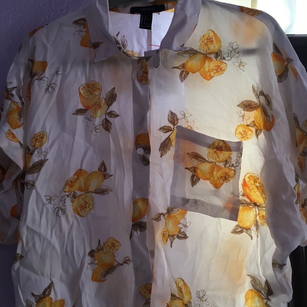 Lemon buttoned shirt